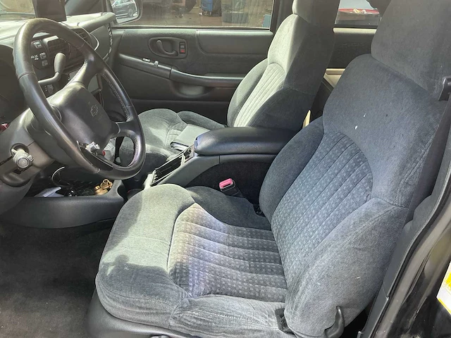 1998 gmc jimmy lpg +benzine lichte vracht - afbeelding 16 van  55