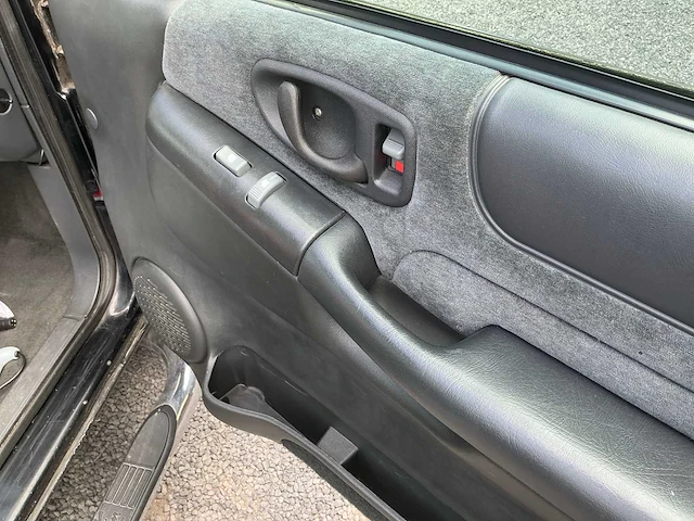 1998 gmc jimmy lpg +benzine lichte vracht - afbeelding 28 van  55