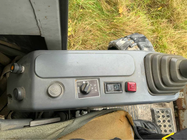 1998 kubota kx61-2 minigraafmachine - afbeelding 9 van  17