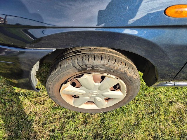 1998 mazda demio - afbeelding 9 van  19
