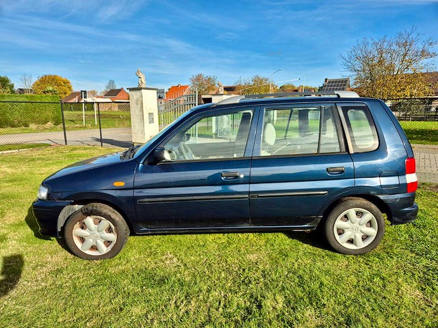 1998 mazda demio - afbeelding 17 van  19