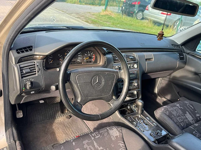 1998 mercedes e220 cdi personenauto - afbeelding 2 van  50