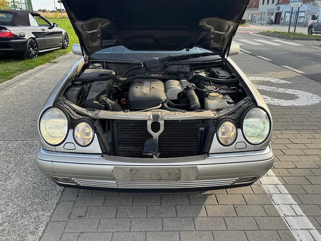 1998 mercedes e220 cdi personenauto - afbeelding 20 van  50
