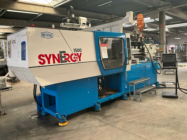 1998 netstal synergy 1500 spuitgietmachine - afbeelding 1 van  32