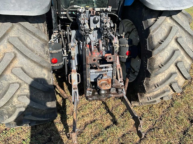 1998 new holland 8360 dt vierwielaangedreven landbouwtractor - afbeelding 13 van  30