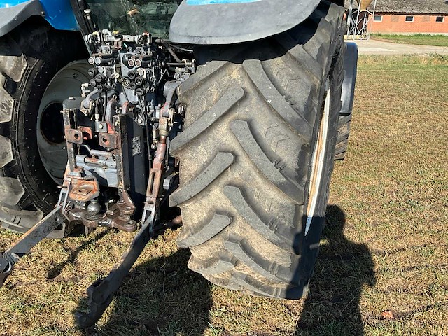 1998 new holland 8360 dt vierwielaangedreven landbouwtractor - afbeelding 14 van  30