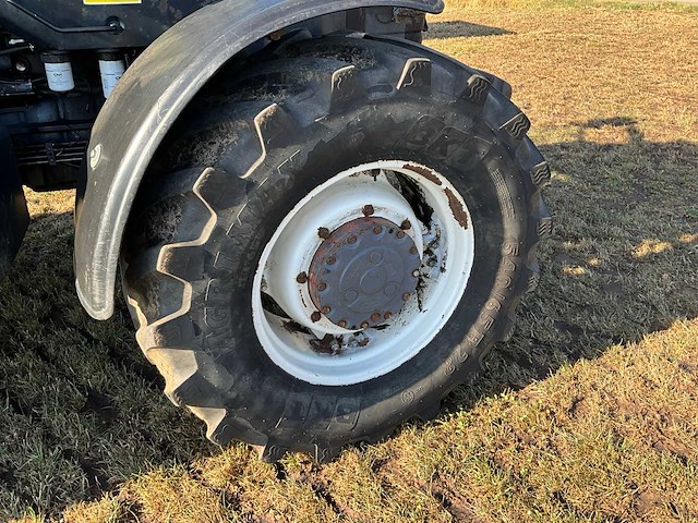 1998 new holland 8360 dt vierwielaangedreven landbouwtractor - afbeelding 16 van  30