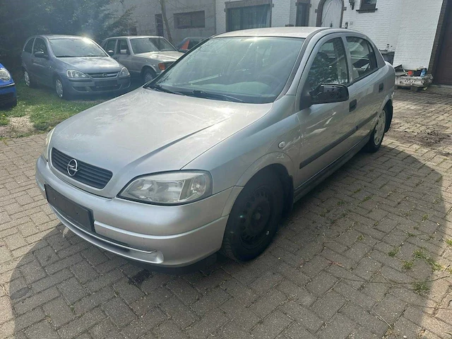 1998 opel astra personenauto - afbeelding 1 van  13