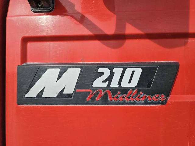 1998 renault m210 2000l watertank vrachtwagen - afbeelding 13 van  22
