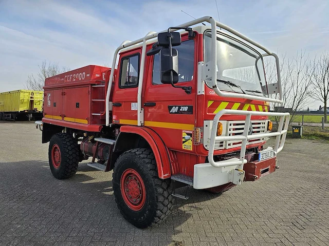 1998 renault m210 2000l watertank vrachtwagen - afbeelding 16 van  22
