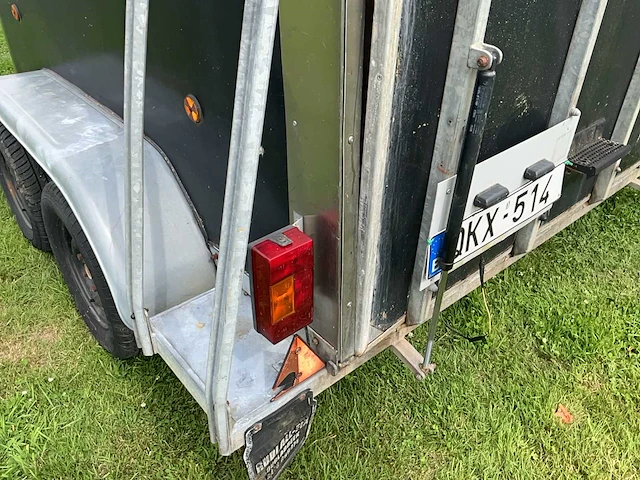 1998 sluis mb1700bt paardentrailer - afbeelding 8 van  33