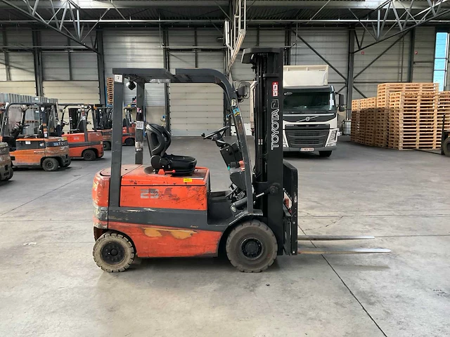 1998 toyota fbmf25 vorkheftruck - afbeelding 10 van  15