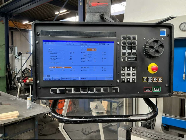 1998 trumpf trumabend v130 vouwmachine - afbeelding 6 van  19