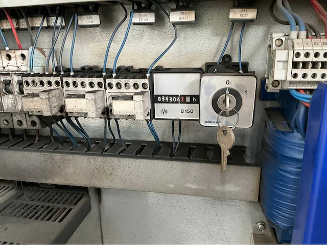 1998 trumpf trumabend v130 vouwmachine - afbeelding 19 van  19
