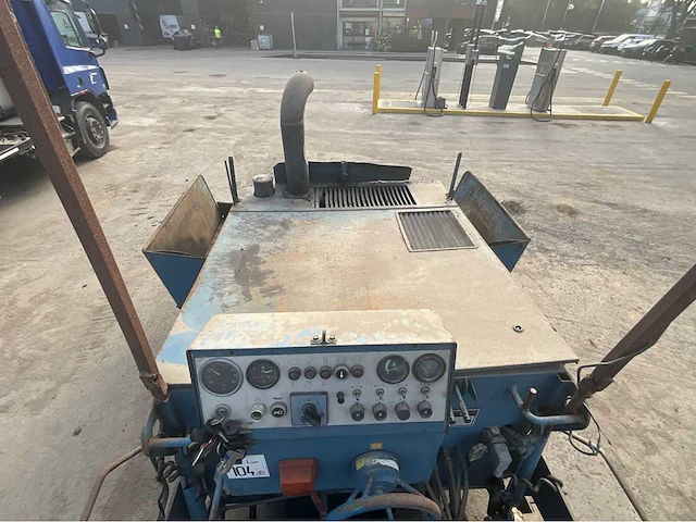 1998 vogele super boy 6.90 ander grondverzetmaterieel - afbeelding 17 van  31