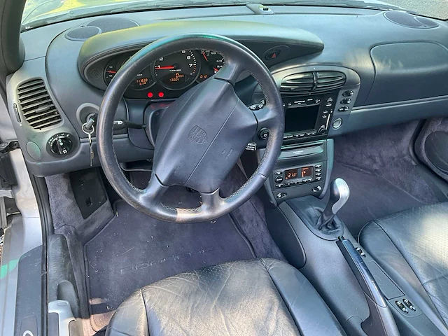 1999 - porsche 996 - personenauto - afbeelding 16 van  57