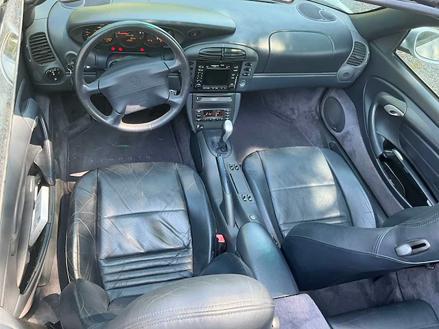 1999 - porsche 996 - personenauto - afbeelding 25 van  57
