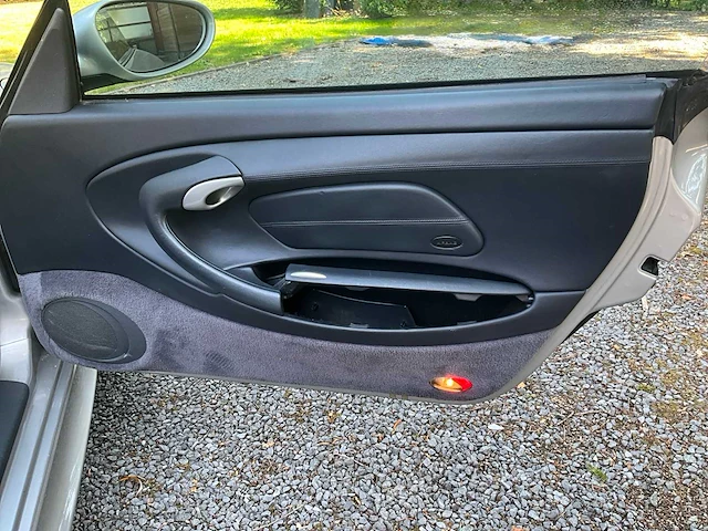 1999 - porsche 996 - personenauto - afbeelding 26 van  57