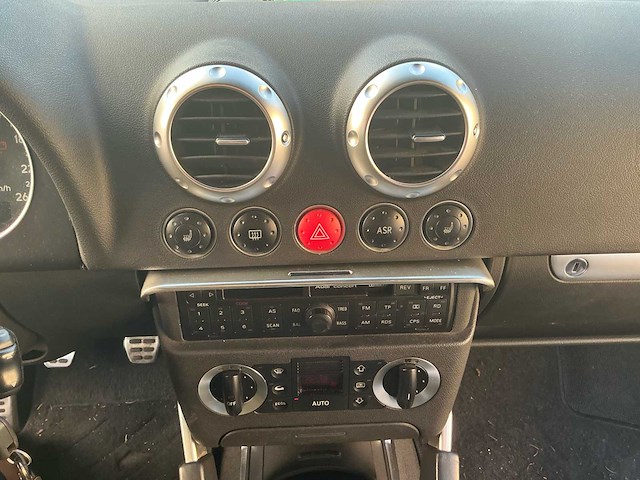 1999 audi tt coupé personenauto - afbeelding 16 van  37