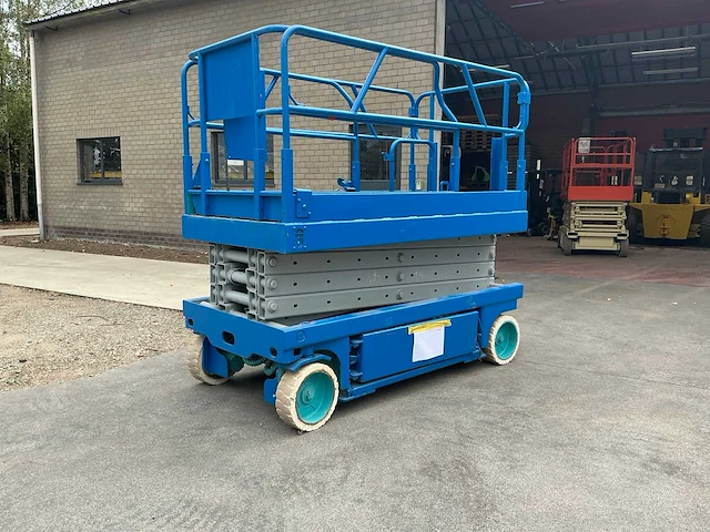 1999 genie gs2646 schaarlift 8m - afbeelding 1 van  14