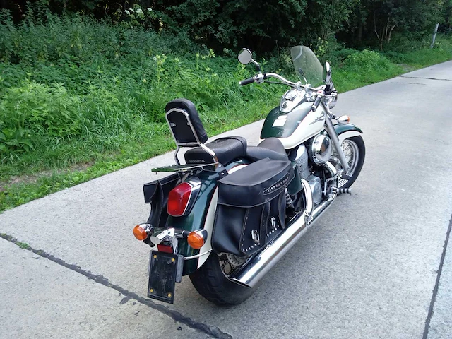 1999 honda vt750 motorfiets - afbeelding 4 van  8