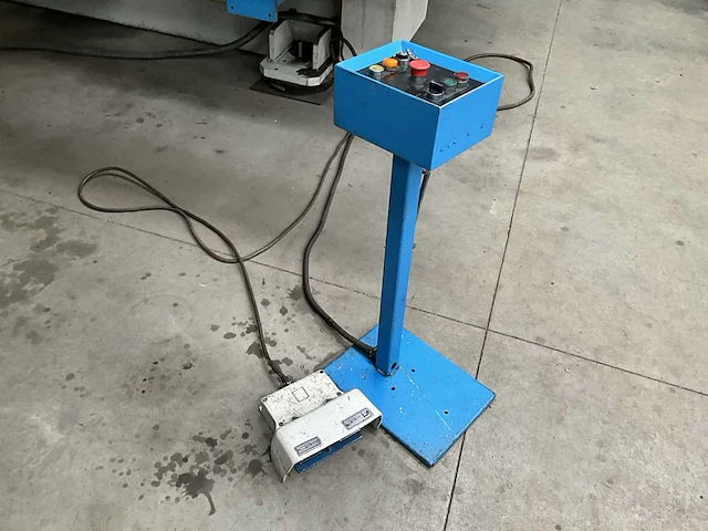 1999 lvd delta 1250 tk ponsmachine - afbeelding 7 van  24