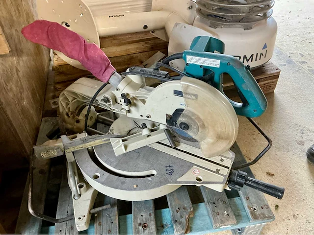 1999 makita ls1013 afkortcirkelzaagmachine - afbeelding 1 van  3