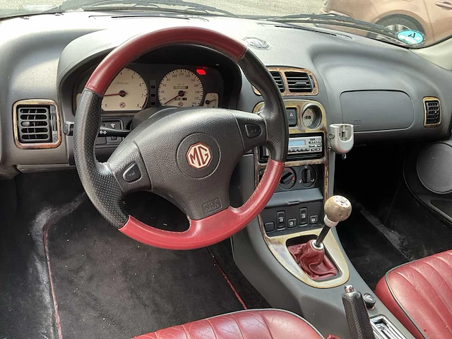 1999 mg f - afbeelding 10 van  28