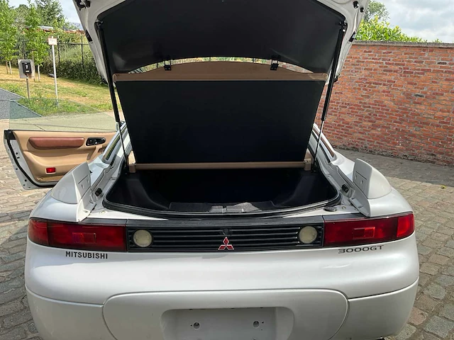 1999 mitshubishi 3000gt oldtimer - afbeelding 20 van  49