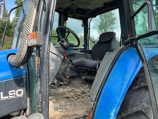 1999 new holland tl90 vierwielaangedreven landbouwtractor - afbeelding 2 van  26