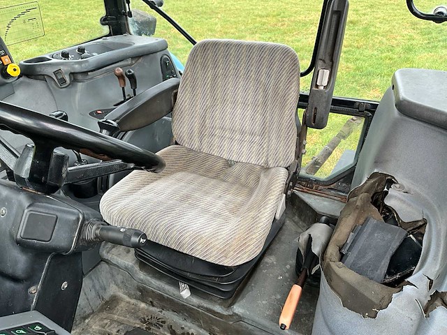 1999 new holland ts115 vierwielaangedreven landbouwtractor - afbeelding 9 van  21