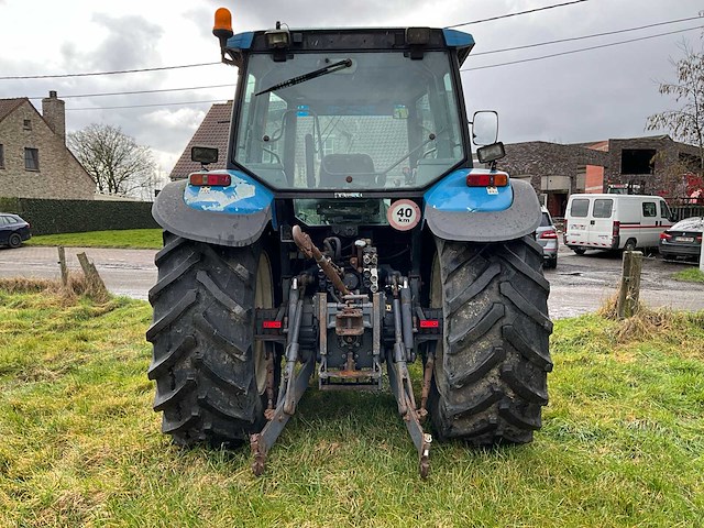 1999 new holland ts115 vierwielaangedreven landbouwtractor - afbeelding 18 van  21