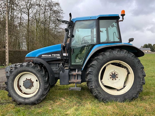 1999 new holland ts115 vierwielaangedreven landbouwtractor - afbeelding 20 van  21