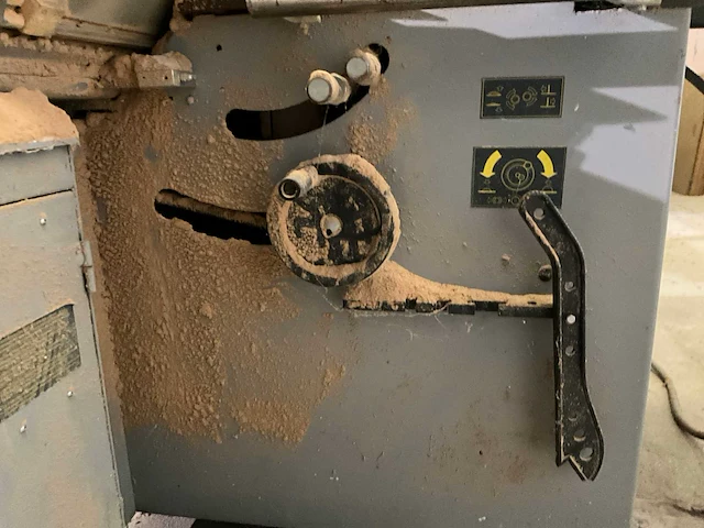 1999 paneelzaagmachine lazzari tema 3200 - afbeelding 14 van  15