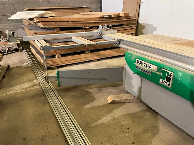 1999 paneelzaagmachine lazzari tema 3200 - afbeelding 2 van  15