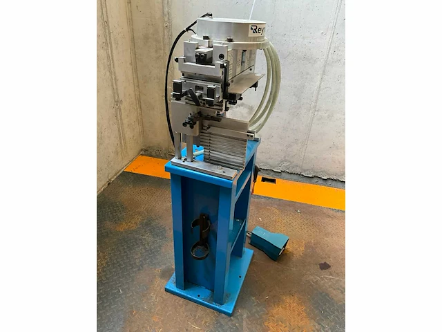 1999 reynaers ponsmachine 2 stuks - afbeelding 3 van  16