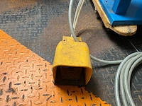 1999 reynaers ponsmachine 2 stuks - afbeelding 15 van  16