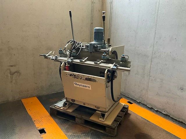 1999 rotox kf 347 kopieerfreesmachine - afbeelding 1 van  12