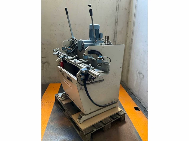1999 rotox kf 347 kopieerfreesmachine - afbeelding 5 van  12