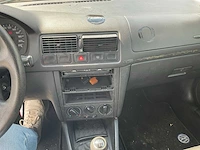 1999 volkswagen golf personenauto - afbeelding 18 van  42