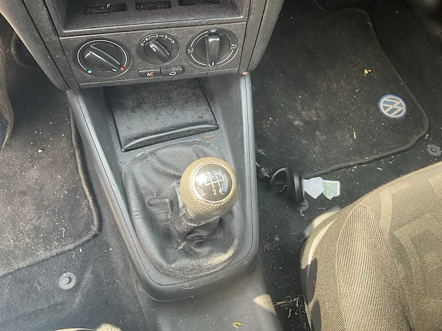 1999 volkswagen golf personenauto - afbeelding 19 van  42