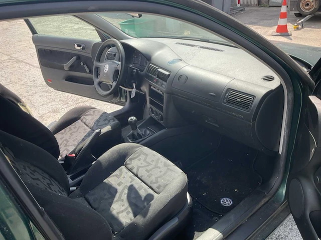 1999 volkswagen golf personenauto - afbeelding 24 van  42