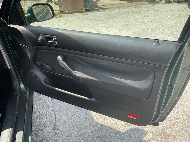 1999 volkswagen golf personenauto - afbeelding 28 van  42