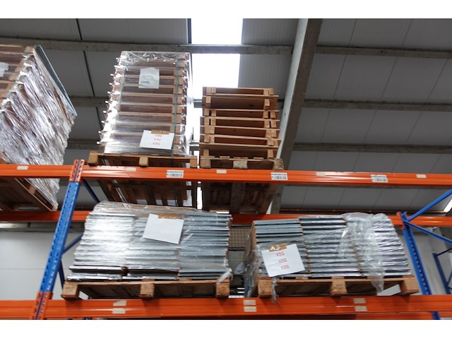19x pallet diverse onderdelen bekisting - afbeelding 1 van  8