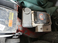 1tractor en 2 grasmaaiers - afbeelding 13 van  18