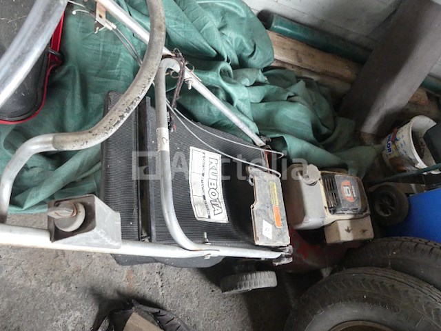 1tractor en 2 grasmaaiers - afbeelding 15 van  18