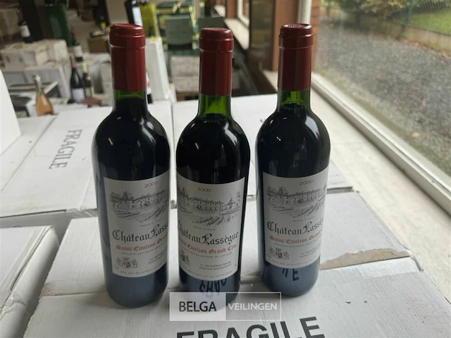 1x 1 doos chateau lassegne saint emilion grand cru 2000 - afbeelding 1 van  5