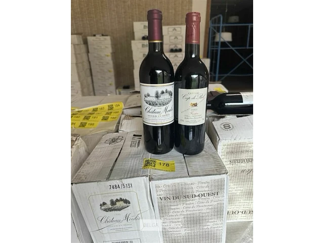 1x 1 doos chateau moulis 1996 en 1x 1 doos chateau cap de bel 2003 - afbeelding 2 van  6