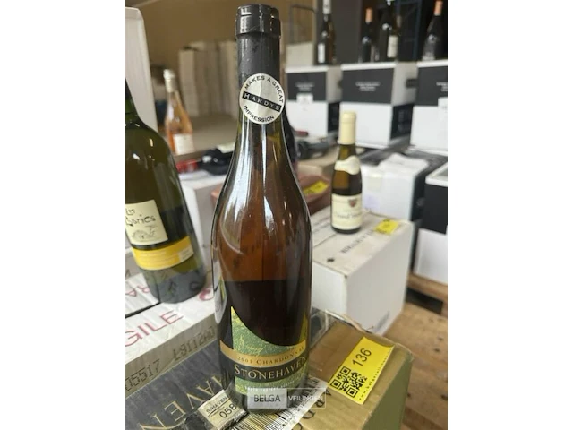 1x 1 doos stonehaven chardonnay 2001 - afbeelding 2 van  5