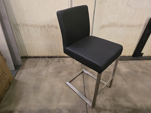 1x barstoel bavo zwart pu zh65cm - afbeelding 1 van  2